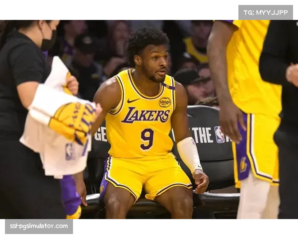 湖人主场险胜勇士 最后时刻VAR判罚引争议